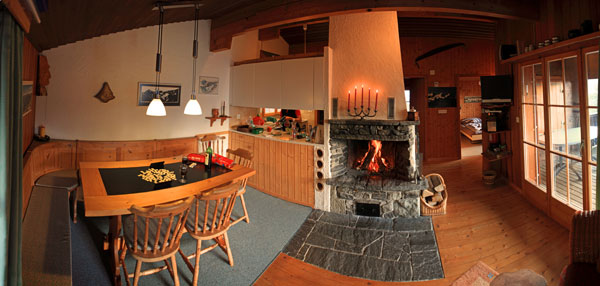 Wohnzimmer mit Cheminee